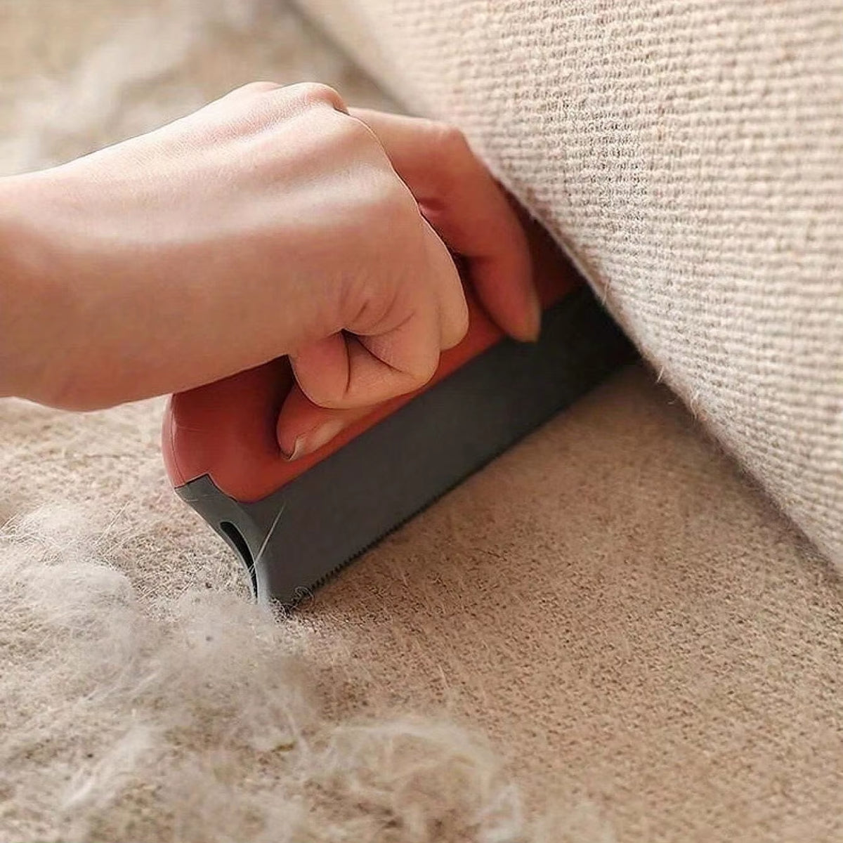 Reusable Pet Hair Remover for Carpets, Sofas & Car Seats